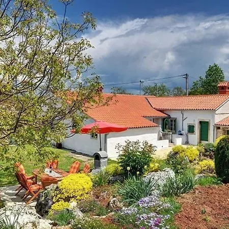 In Jakacici Mit Grossem Garten Holiday home